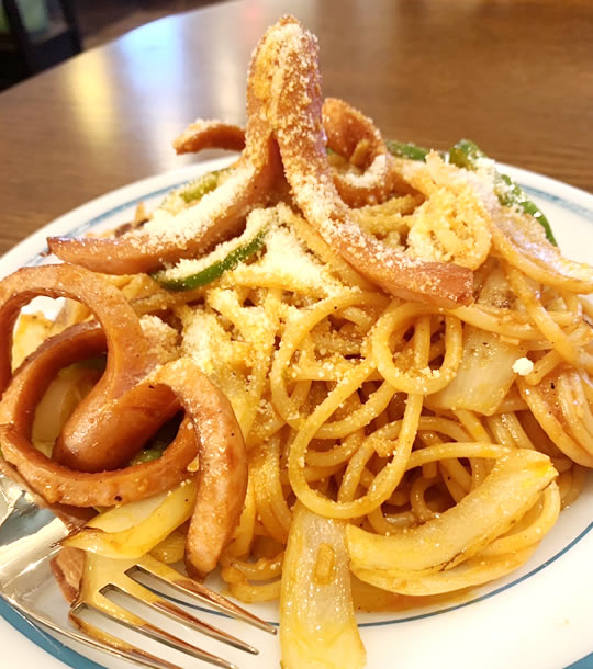 アンティークカフェ「PUPA」店内|すなやま歯科